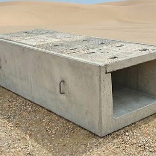 فروش و تامین کانال بتنی پیش‌ساخته با درپوش در سایت سازنده باش (Sale and supply of precast concrete channel with cover on Sazandebash site)